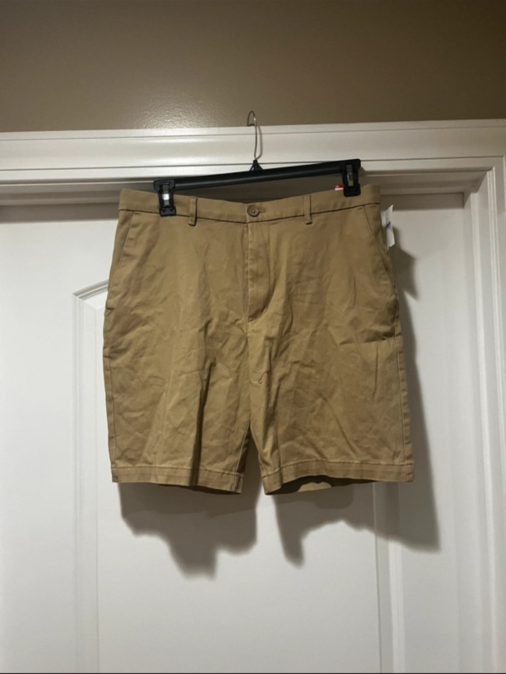 Izod Khaki Flat Front Men's Shorts